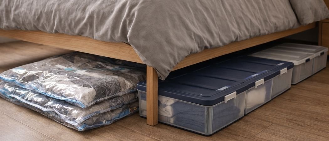 Under-Bed Storage Boxes vs Vacuum Bags for Small Apartments