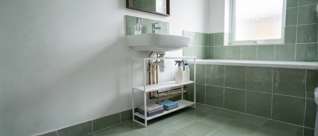 How to Organise Under the Bathroom Sink in a Small Flat